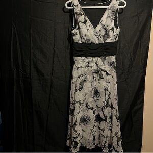 Connected Apparel Black and White Floral Midi Dress